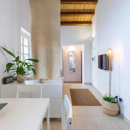 Castello Attic Sunset Terrace Apartment Cagliari